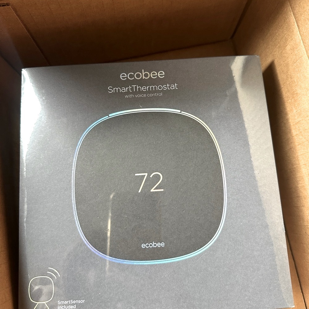 Ecobee Smart Thermostat with Voice Control *New* and Sealed - Black EB-STATE5-01